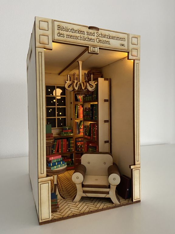 CWWH-Onlineshop - Library - Book Nook